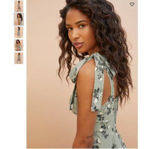 Sale🌟 Reformation Twilight Dress - Verde